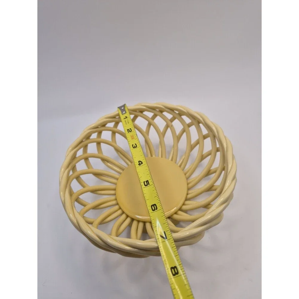 HOME Porcelain Pottery Open Weave Lattice Basket Bread Muffin Fruit Yellow Bowl